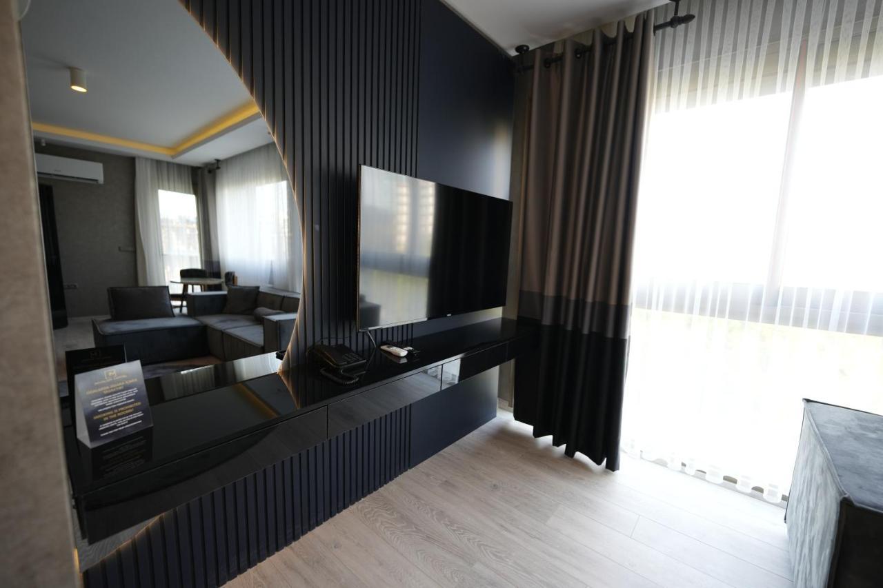 Marlen Hotel Bayrakli Измир Экстерьер фото